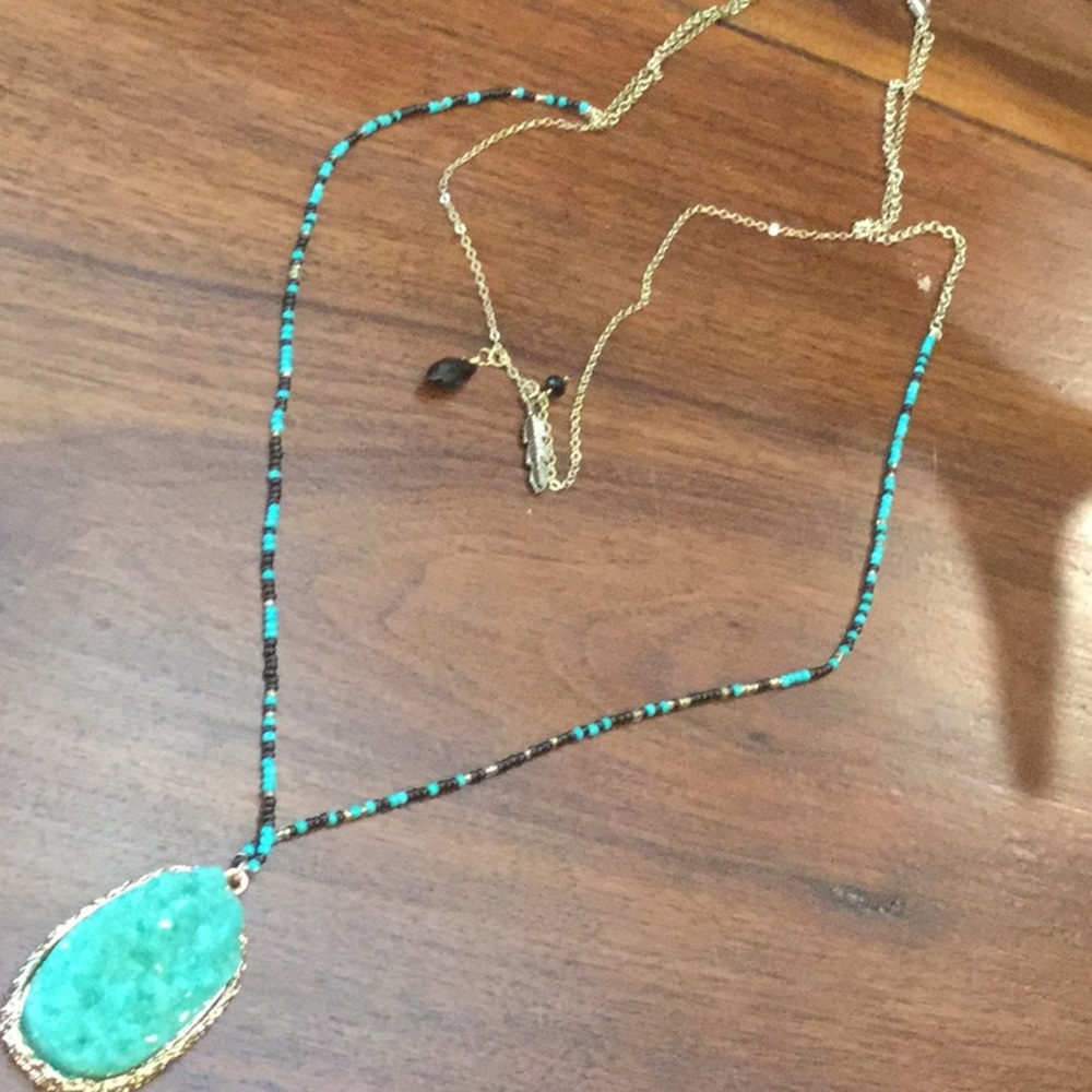 Green layering necklace